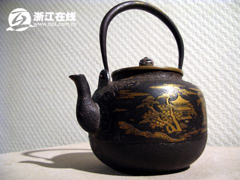 2009杭州展览 镶嵌金银纹饰-1.jpg