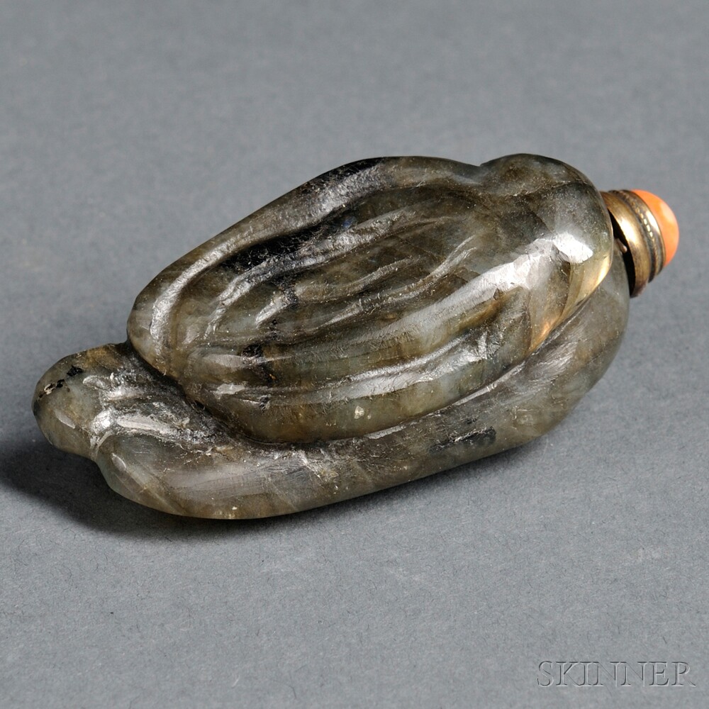 拉长石鼻烟壶，中国，20世纪，.jpg