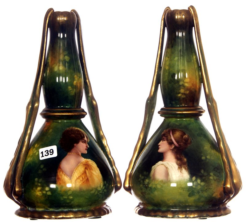 10 14“ROYAL波恩两个双耳花瓶.jpg