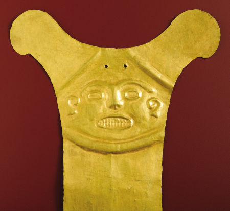 55高大的刀片形乳房板-Calima公元前200年 - 公元200..jpg