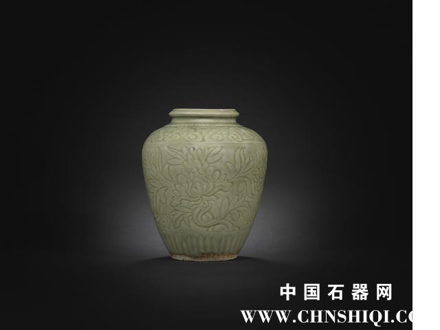 十四十五世紀 青釉花卉紋罐.jpg